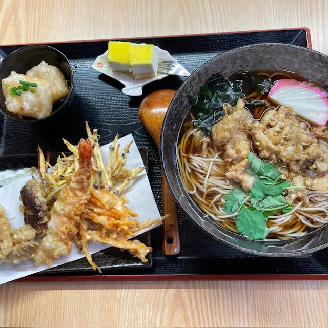 なゝつや（ななつや）